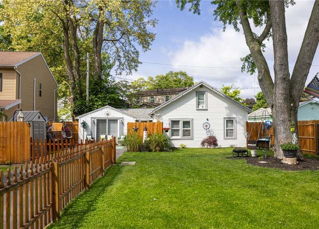 Property at 96 Westwood Dr, Greece, NY 14616, 3 beds, 1 bath