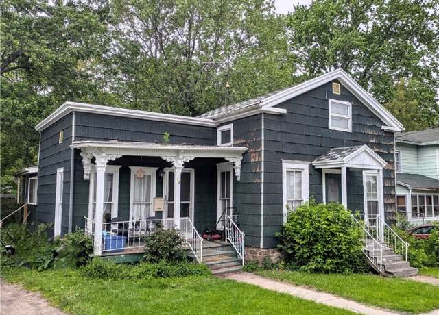 Property at 12 N Liberty St St, Albion, NY 14411, 3 beds, 1 bath