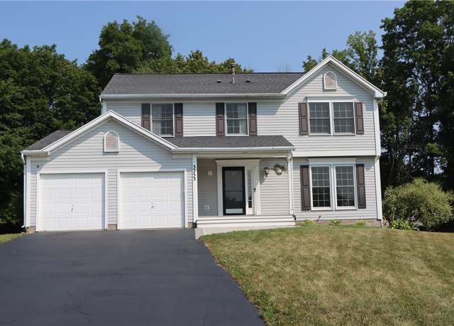 Property at 3253 Woodfield Dr, Macedon, NY 14568, 4 beds, 2.5 baths