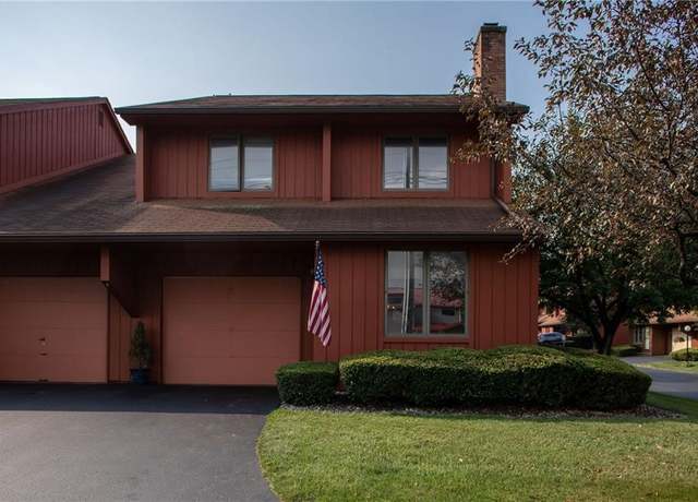 Property at 2 Treetop Dr, Perinton, NY 14450, 3 beds, 2.5 baths
