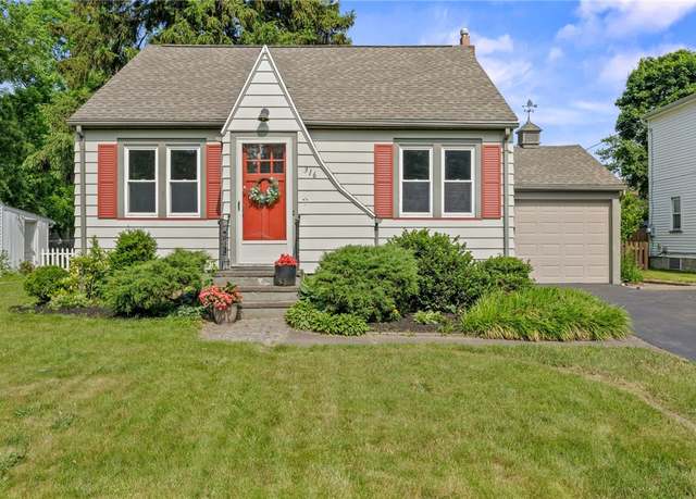 Property at 316 Walzer Rd, Irondequoit, NY 14622, 2 beds, 1 bath