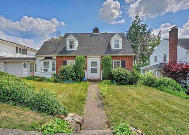 Property at 41 Orchard Pl, Bradford City, PA 16701, 3 beds, 1.5 baths