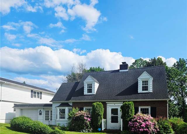 Property at 41 Orchard Pl, Bradford-city, PA 16701, 3 beds, 1.5 baths