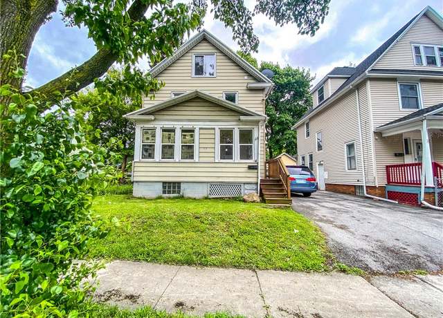 Property at 23 Burbank St, Rochester, NY 14621, 3 beds, 1 bath