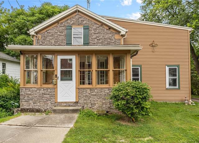 Property at 48 Mariah St, Parma, NY 14468, 4 beds, 1.5 baths
