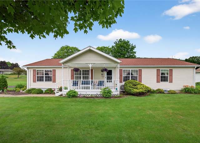 Property at 7219 Apple St, Bath, NY 14810, 3 beds, 2 baths