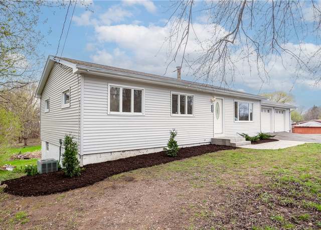 Property at 4470 Ridge Rd, Williamson, NY 14589, 3 beds, 2 baths
