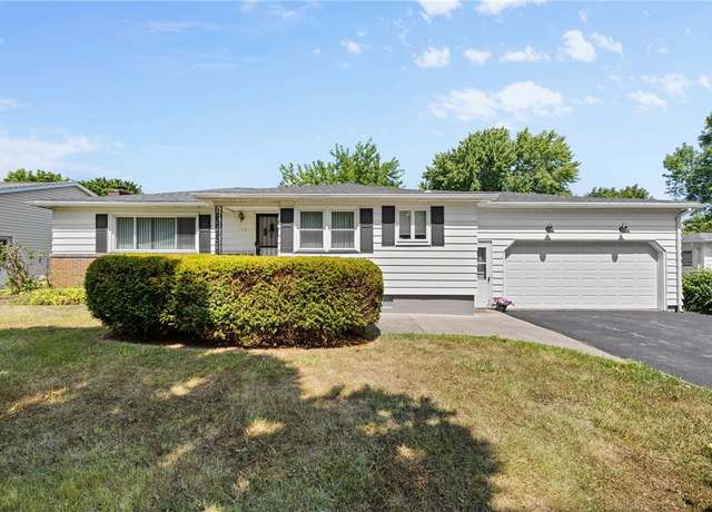 Property at 112 Echo St, Irondequoit, NY 14609, 3 beds, 2 baths