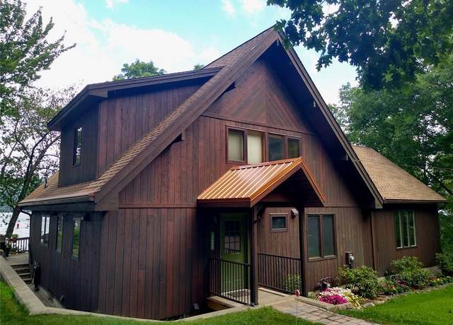 Property at 11995 E Lake Rd, Wayne, NY 14840, 3 beds, 3.5 baths