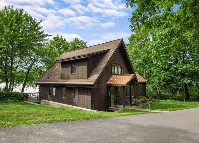 Property at 11995 E Lake Rd, Wayne, NY 14840, 3 beds, 3.5 baths