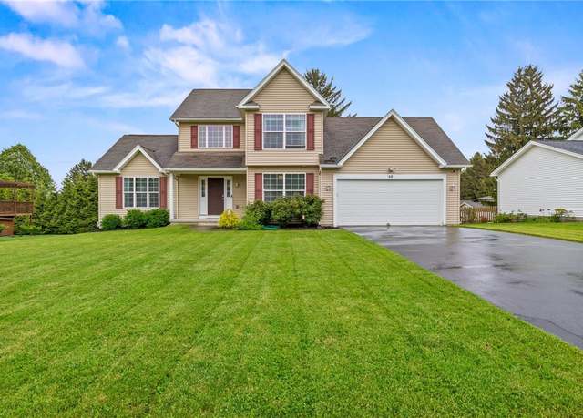 Property at 52 Cashmere Ln, Irondequoit, NY 14609, 3 beds, 1.5 baths