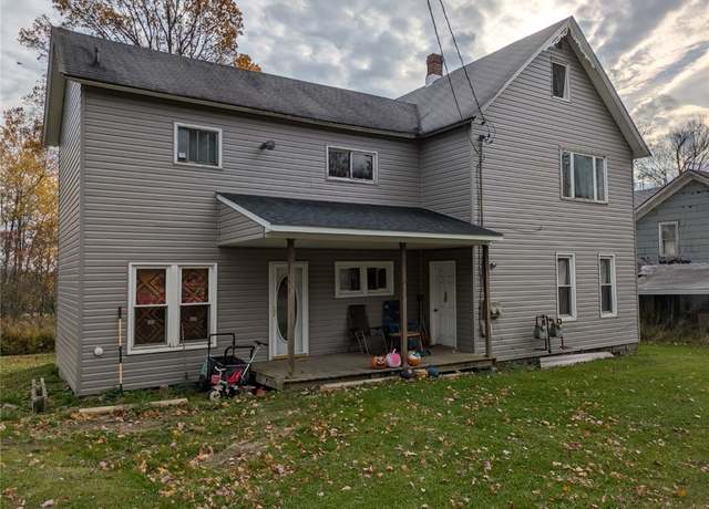 Property at 146 W Main St, Mt Jewett Boro, PA 16735, 4 beds, 2 baths
