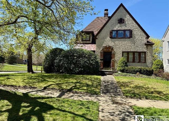 Property at 148 Myrtle St, Jamestown, NY 14701, 3 beds, 1.5 baths