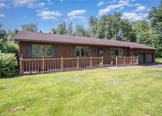 Property at 3405 Atlantic Ave, Penfield, NY 14526, 3 beds, 1.5 baths