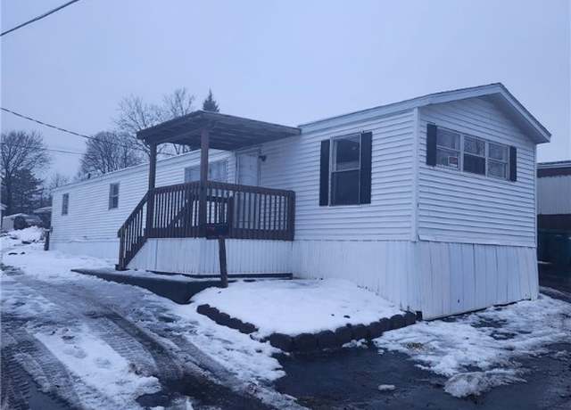 Property at 9 Mobile Dr, Arcadia, NY 14513, 3 beds, 1 bath