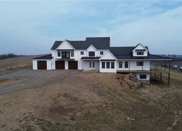 Property at 2023 Ford Rd, Arcadia, NY 14513, 4 beds, 3.5 baths