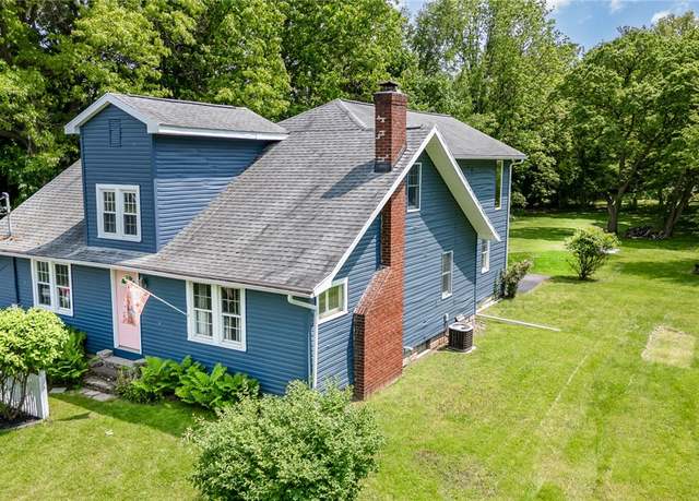 Property at 5691 Pittsford Palmyra Rd, Pittsford, NY 14534, 4 beds, 2 baths