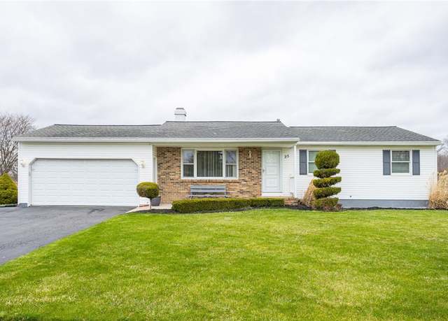 Property at 25 Deepwood Dr, Gates, NY 14606, 3 beds, 1 bath