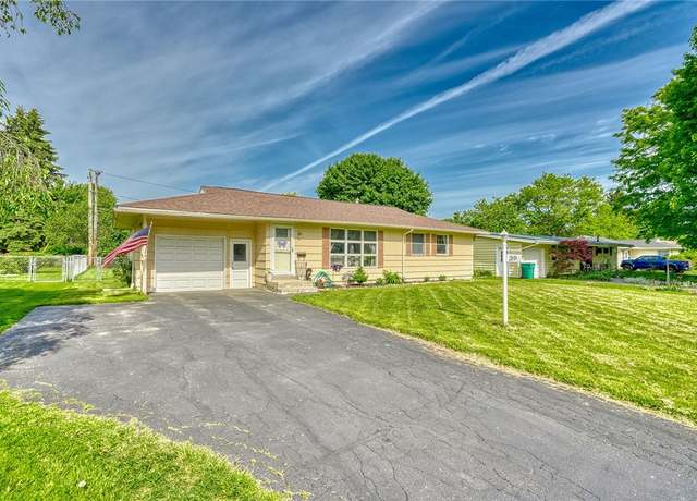 Property at 39 Ingram Dr, Gates, NY 14624, 3 beds, 1 bath
