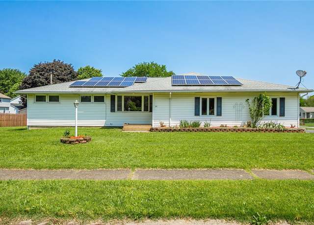 Property at 65 Meyerhill Cir E, Irondequoit, NY 14617, 3 beds, 1.5 baths