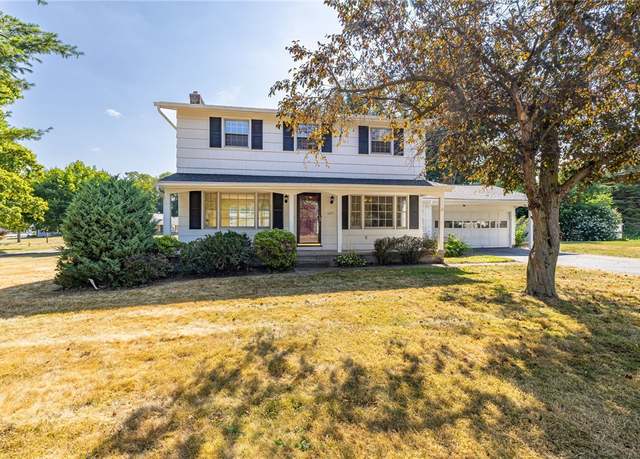 Property at 120 El Mar Dr Dr, Greece, NY 14616, 3 beds, 1.5 baths
