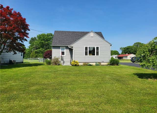 Property at 313 Gardner Rd, Horseheads, NY 14845, 3 beds, 1 bath