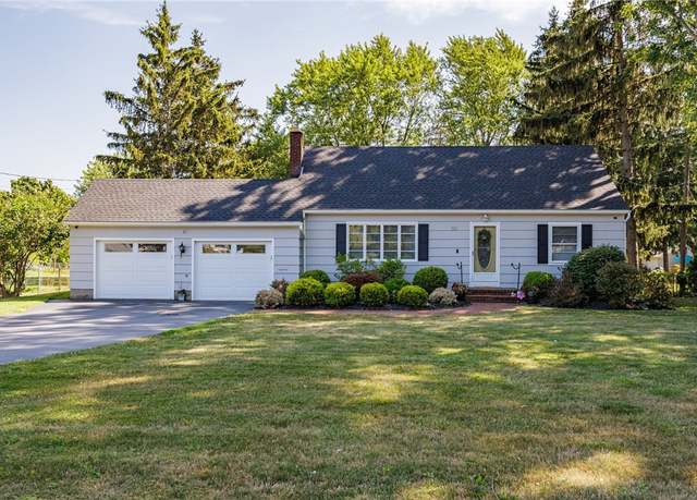 Property at 945 Paul Rd, Chili, NY 14624, 3 beds, 2 baths