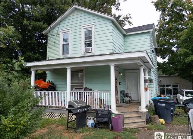 Property at 43 Houghton St, Pomfret, NY 14063, 3 beds, 1 bath