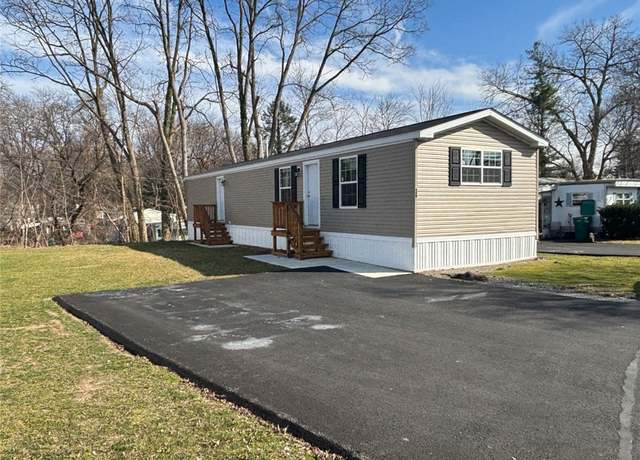 Property at 26 Ewald Dr, Penfield, NY 14625, 2 beds, 1 bath