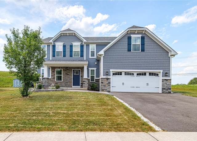 Property at 1086 Harlowe Ln, Farmington, NY 14425, 5 beds, 2.5 baths