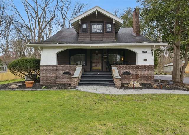 Property at 4401 East Ave, Pittsford, NY 14618, 4 beds, 2 baths