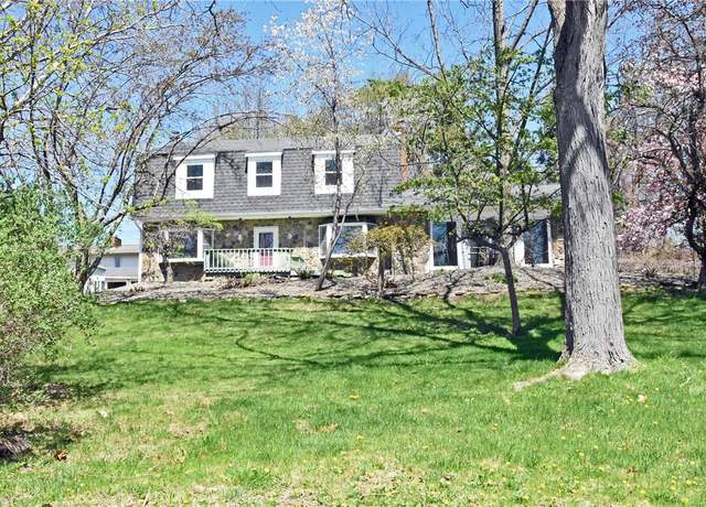 Property at 150 Monroe Dr, Horseheads, NY 14845, 4 beds, 2.5 baths
