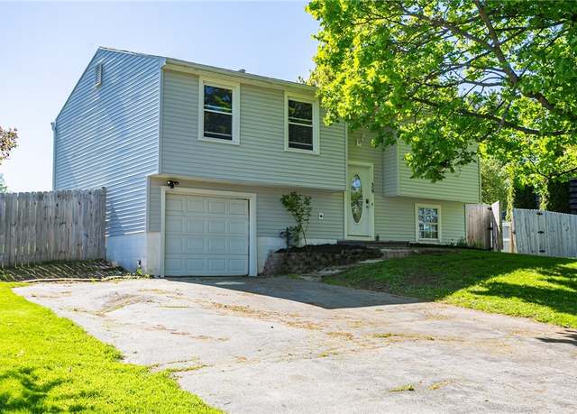 Property at 36 Falcon Dr, Henrietta, NY 14586, 3 beds, 1 bath