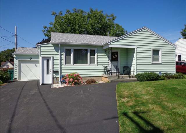 Property at 155 Knapp Ave, Irondequoit, NY 14609, 3 beds, 1 bath