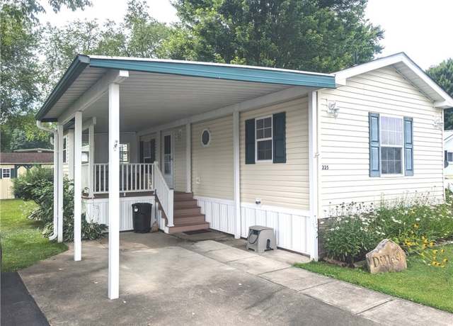 Property at 225 Emerald Isle, Smethport Boro, PA 16749, 3 beds, 2 baths