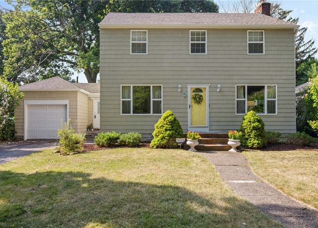 Property at 361 Barry Rd, Irondequoit, NY 14617, 3 beds, 1.5 baths