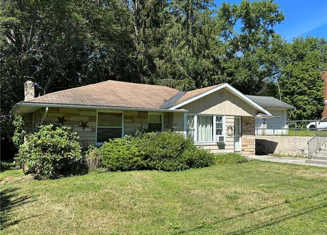 Property at 7 Vista Avenue Ext, Bradford Town, PA 16701, 3 beds, 1 bath