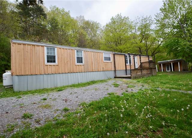 Property at 8397 Parker Hill Rd, Sparta, NY 14437, 3 beds, 2 baths