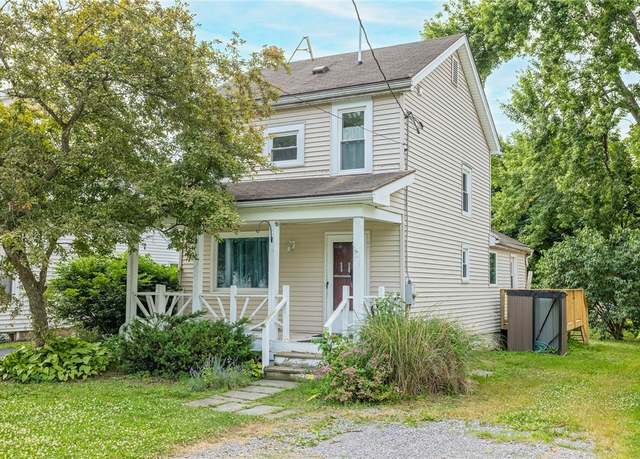 Property at 113 Myrtle St, Leroy, NY 14482, 3 beds, 1.5 baths