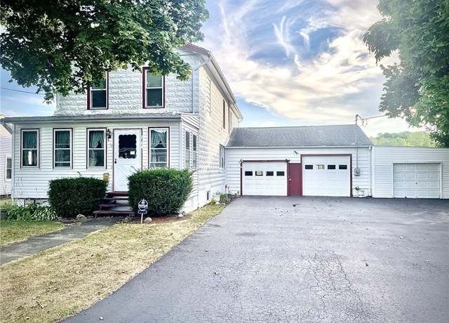 Property at 1034 Plain St, Arcadia, NY 14513, 3 beds, 1 bath