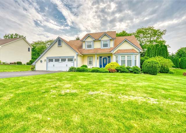 Property at 12 Holly Cir, Ogden, NY 14559, 3 beds, 2.5 baths