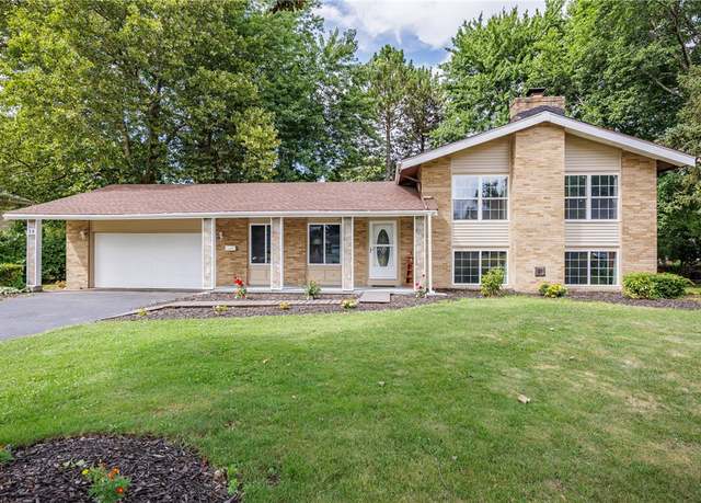 Property at 58 Eileen Cir, Greece, NY 14616, 4 beds, 1.5 baths