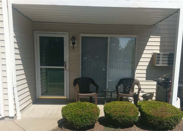 Property at 9 Sunmist Sq Unit E, Amherst, NY 14228, 1 bed, 1 bath