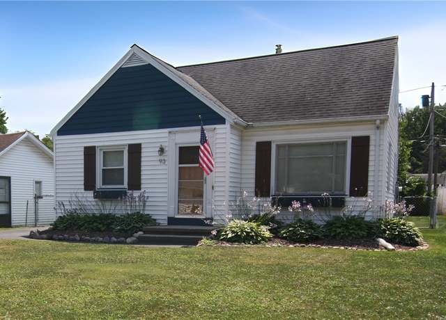 Property at 93 Heberle Rd, Irondequoit, NY 14609, 2 beds, 1 bath
