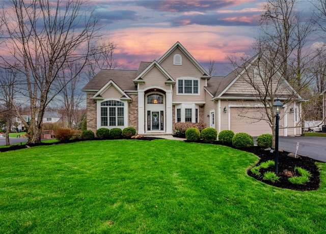 Property at 611 Brookstone Bnd, Webster, NY 14580, 4 beds, 2.5 baths