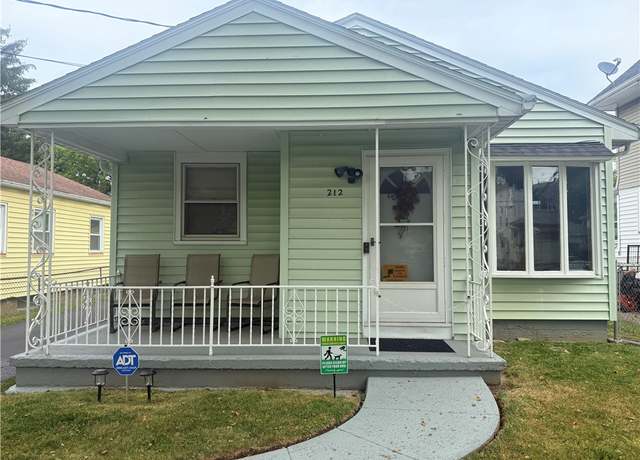 Property at 212 Saint Stanislaus St, Rochester, NY 14621, 3 beds, 1.5 baths