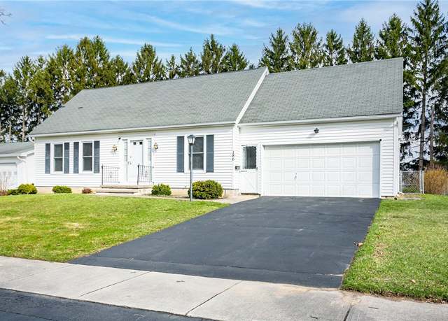 Property at 186 Kearney Dr, Irondequoit, NY 14617, 3 beds, 1.5 baths