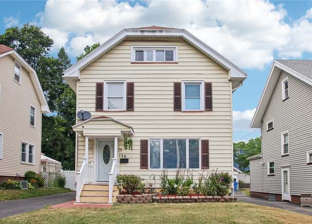 Property at 130 Cheltenham Rd, Rochester, NY 14612, 3 beds, 2.5 baths