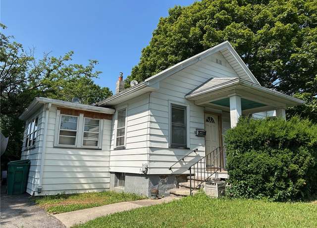 Property at 472 Seneca Rd, Irondequoit, NY 14622, 1 bed, 1 bath