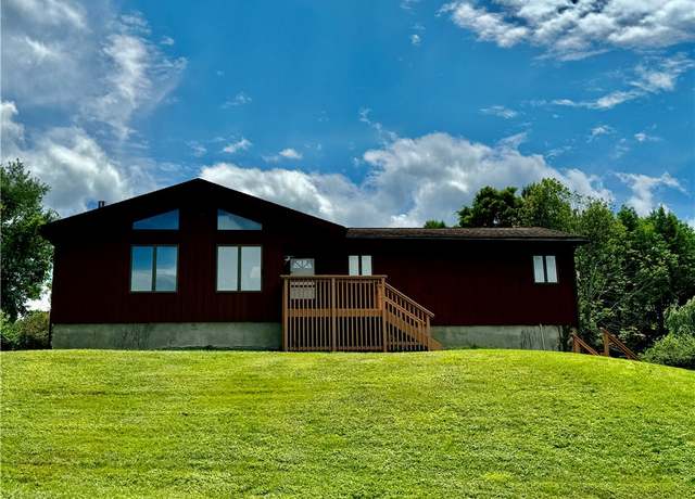 Property at 260 Southside Dr, Oneonta-town, NY 13820, 3 beds, 2.5 baths